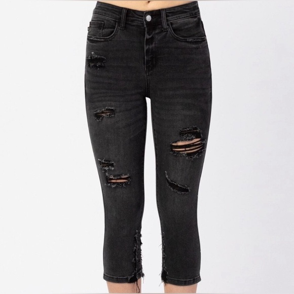 New! Judy Blue High Rise Distressed Skinny Fit Denim Jean Capri Womens S… - Picture 13 of 15